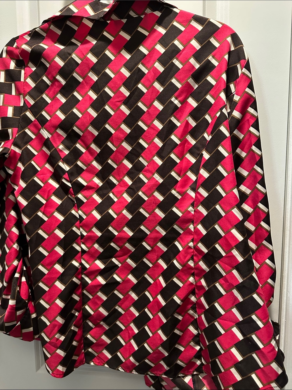 Jones New York Pink and Black Geometric Button-Front Shirt - Picture 4 of 4